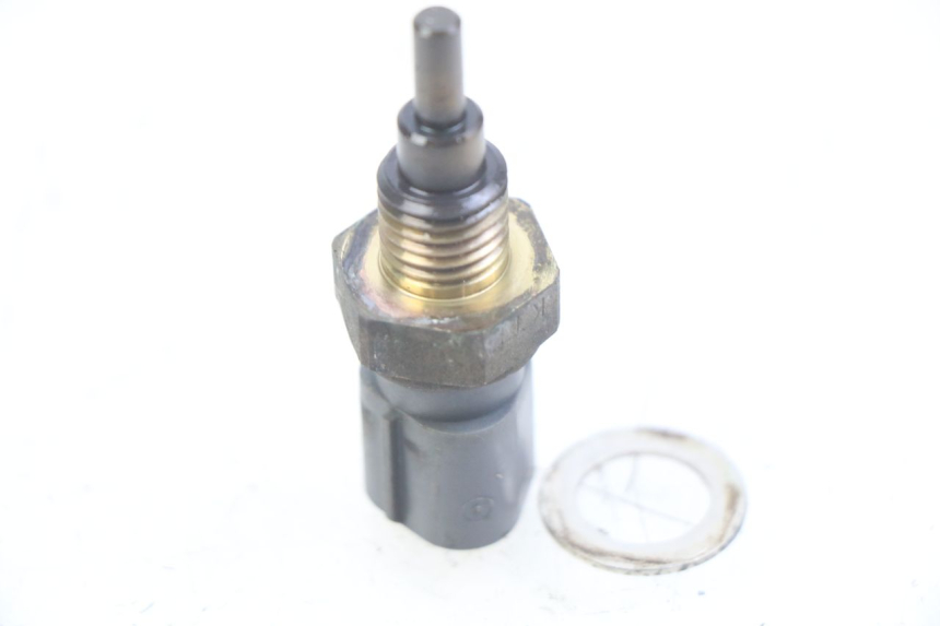 photo de SONDA DE TEMPERATURA DE ÁGUA HONDA NHX LEAD 110 (2008 - 2010) - Detalhe da peça