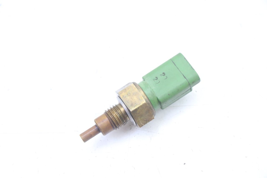 photo de SONDA DE TEMPERATURA DE ÁGUA PIAGGIO NRG POWER PUREJET 50 (2018 - 2021) - Zoom do estado de desgaste