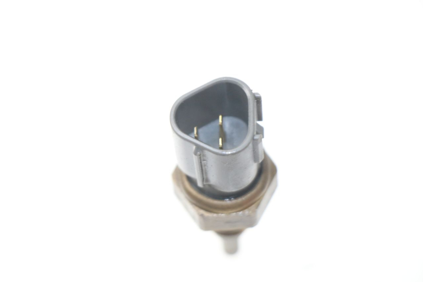 photo de SONDA DE TEMPERATURA DE ÁGUA HONDA NSS EX FORZA 250 (2005 - 2013) - Detalhe da peça