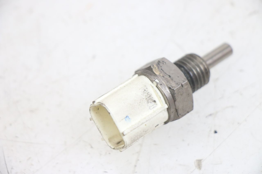 photo de SONDA DE TEMPERATURA DE ÁGUA HONDA PCX (JF28) 125 (2009 - 2011) - Detalhe da peça