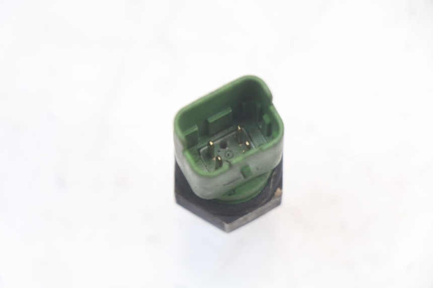 photo de SONDA DE TEMPERATURA DE ÁGUA PIAGGIO MP3 LT 400 (2007 - 2012) - Outro ângulo de visão