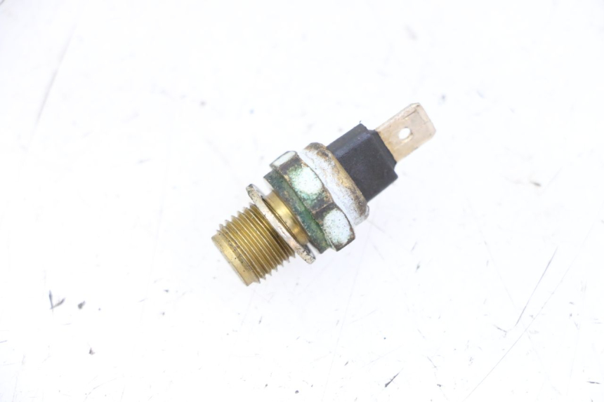 photo de SONDA DE TEMPERATURA DE ÁGUA PIAGGIO VESPA GRANTURISMO 200 (2004 - 2005) - Vista principal