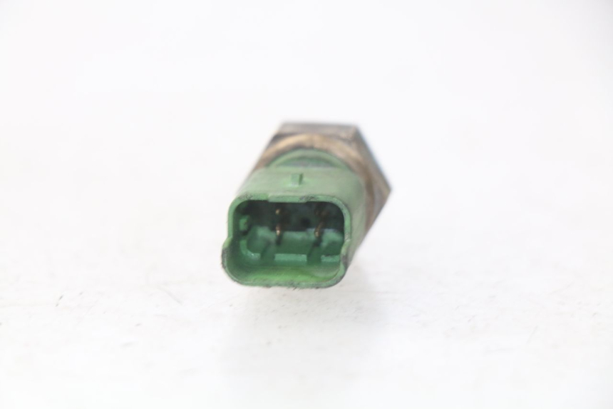 photo de SONDA DE TEMPERATURA DE ÁGUA PEUGEOT SATELIS 500 (2007 - 2013) - Outro ângulo de visão