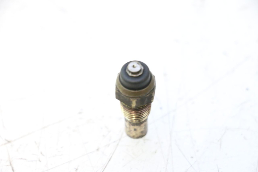 photo de SONDA DE TEMPERATURA DE ÁGUA HONDA SH 125 (2001 - 2003) - Detalhe da peça