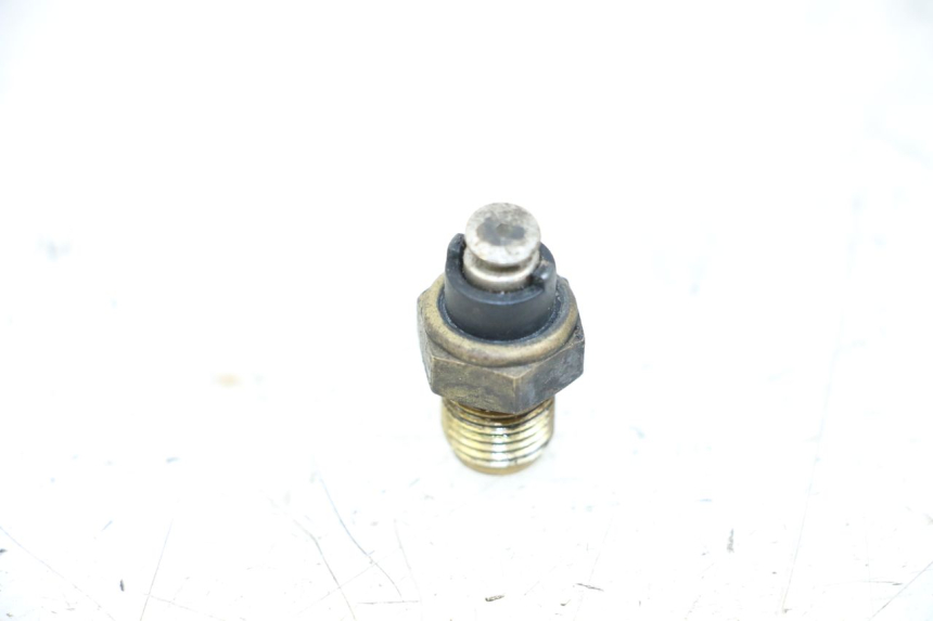 photo de SONDA DE TEMPERATURA DE ÁGUA CAGIVA SUPER CITY 125 (1992 - 1997) - Zoom do estado de desgaste
