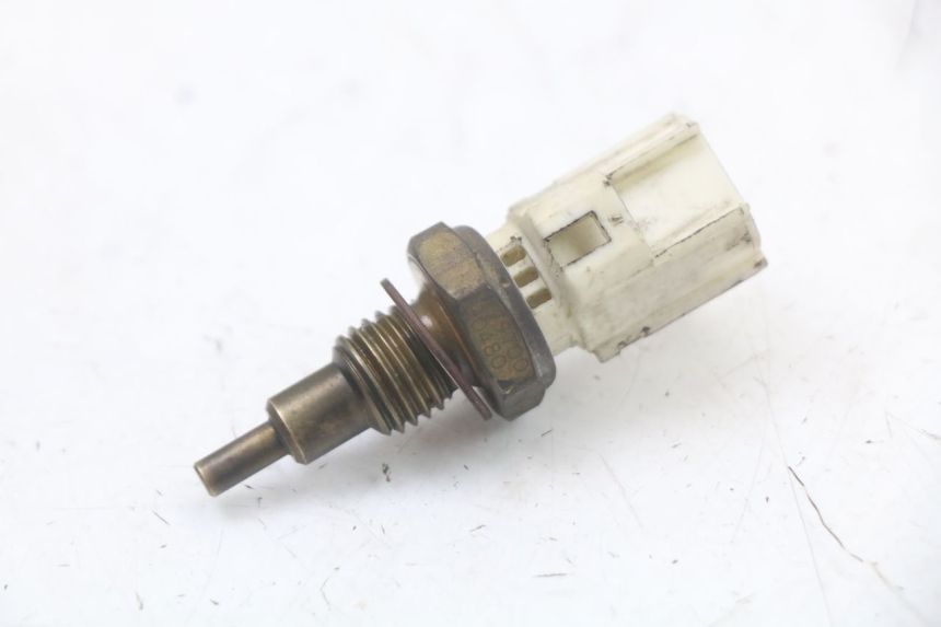 photo de SONDA DE TEMPERATURA DE ÁGUA SUZUKI GSR 750 (2011 - 2017) - Detalhe da peça