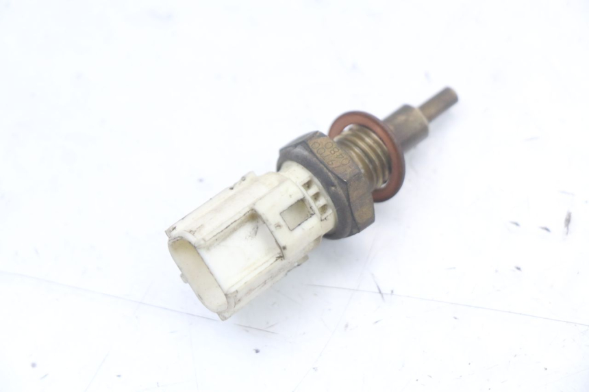 photo de SONDA DE TEMPERATURA DE ÁGUA SUZUKI GSR 750 (2011 - 2017) - Zoom do estado de desgaste