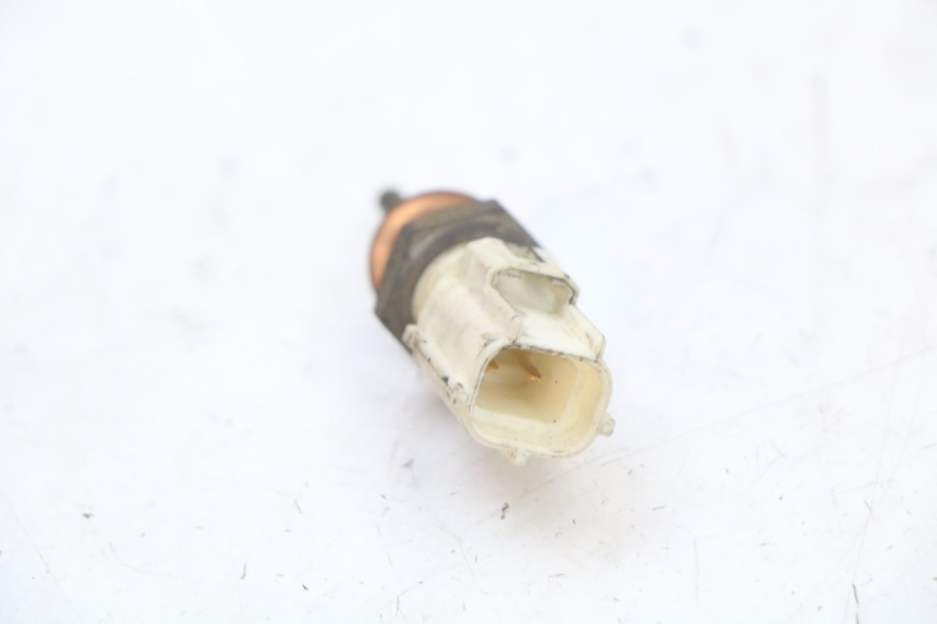 photo de SONDA DE TEMPERATURA DE ÁGUA SUZUKI GSR 750 (2011 - 2017) - Ampliação técnica