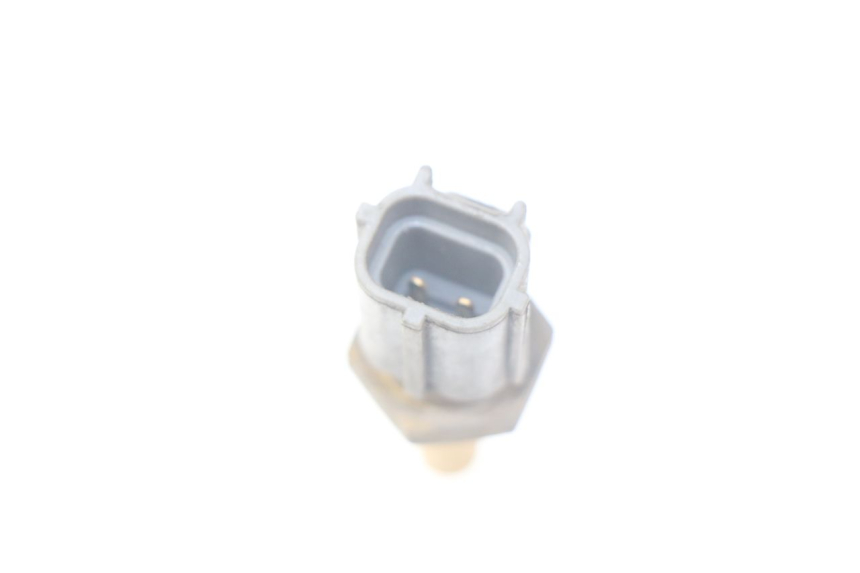 photo de SONDA DE TEMPERATURA DE ÁGUA SUZUKI TLS TL S 1000 (1997 - 2001) - Detalhe da peça
