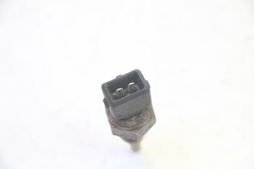 photo de SONDA DE TEMPERATURA DE ÁGUA YAMAHA TZR 50 (2008 - 2016) - Zoom do estado de desgaste