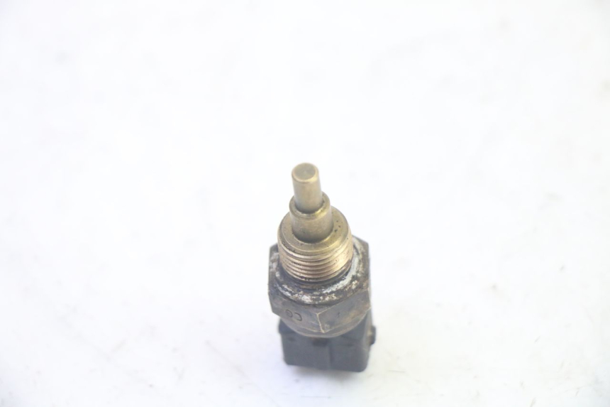 photo de SONDA DE TEMPERATURA DE ÁGUA YAMAHA TZR 50 (2008 - 2016) - Outro ângulo de visão