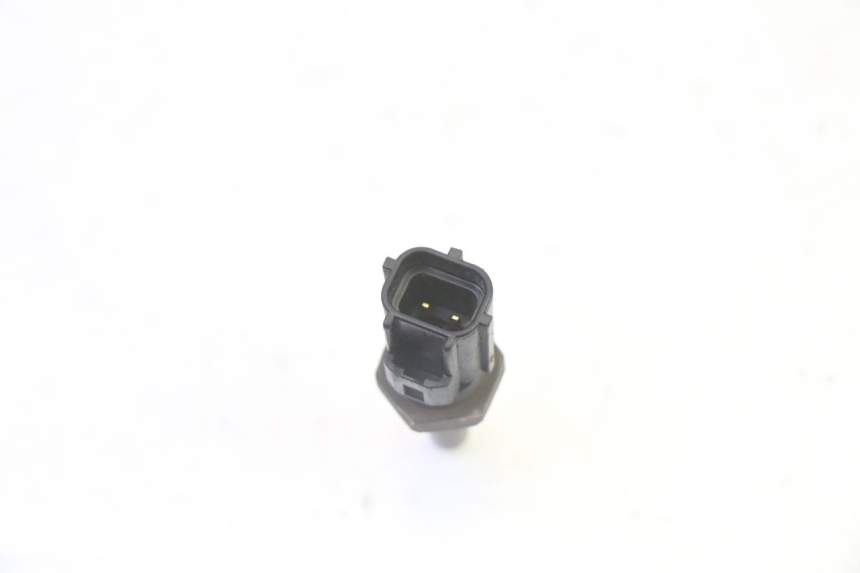 photo de SONDA DE TEMPERATURA DE ÁGUA PEUGEOT VIVACITY NEW 4T 50 (2008 - 2017) - Zoom do estado de desgaste