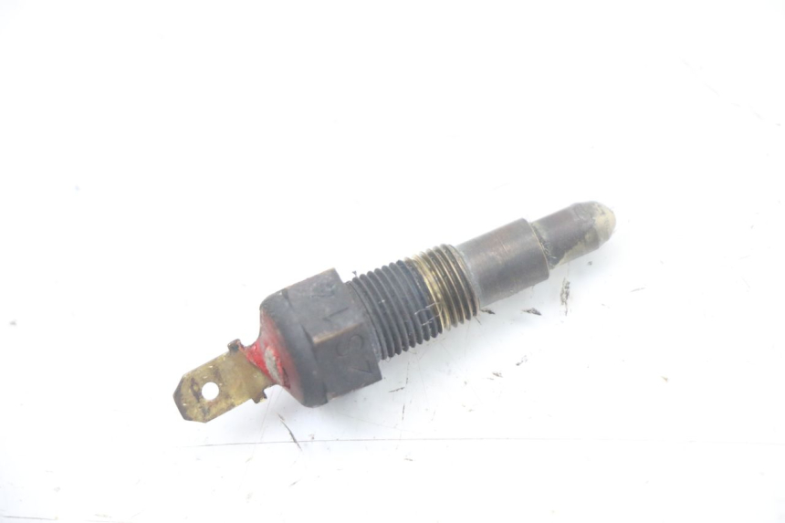 photo de SONDA DE TEMPERATURA DE ÁGUA HONDA VT C2 SHADOW 750 (1997 - 2001) - Detalhe da peça