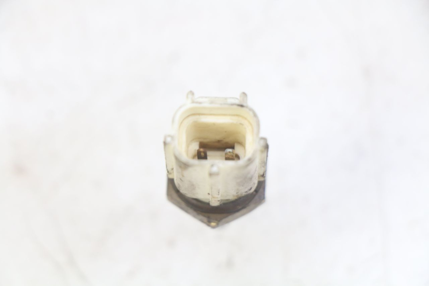 photo de SONDA DE TEMPERATURA DE ÁGUA YAMAHA XMAX X-MAX 125 (2006 - 2009) - Detalhe da peça