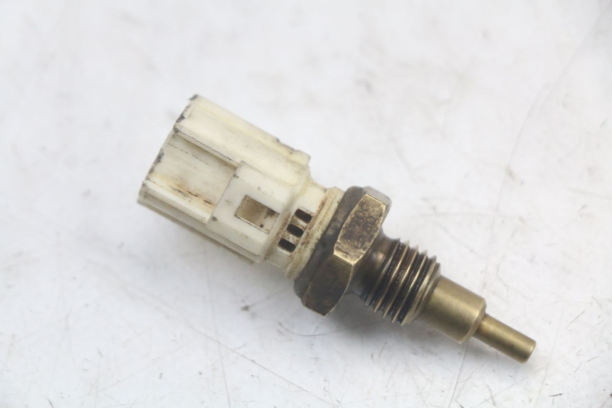 photo de SONDA DE TEMPERATURA DE ÁGUA YAMAHA XMAX X-MAX 125 (2006 - 2009) - Vista principal