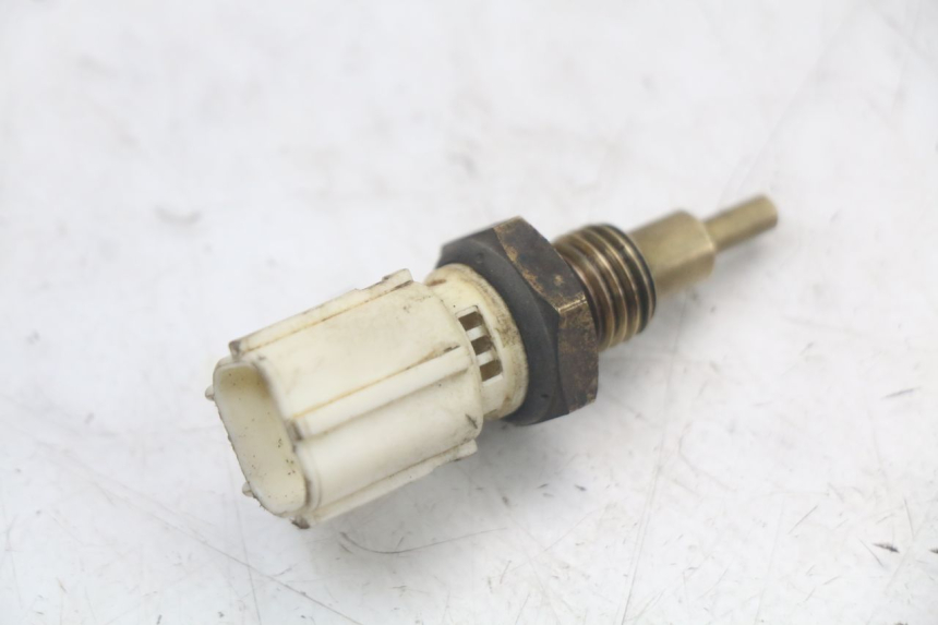 photo de SONDA DE TEMPERATURA DE ÁGUA YAMAHA XMAX X-MAX 125 (2006 - 2009) - Detalhe da peça