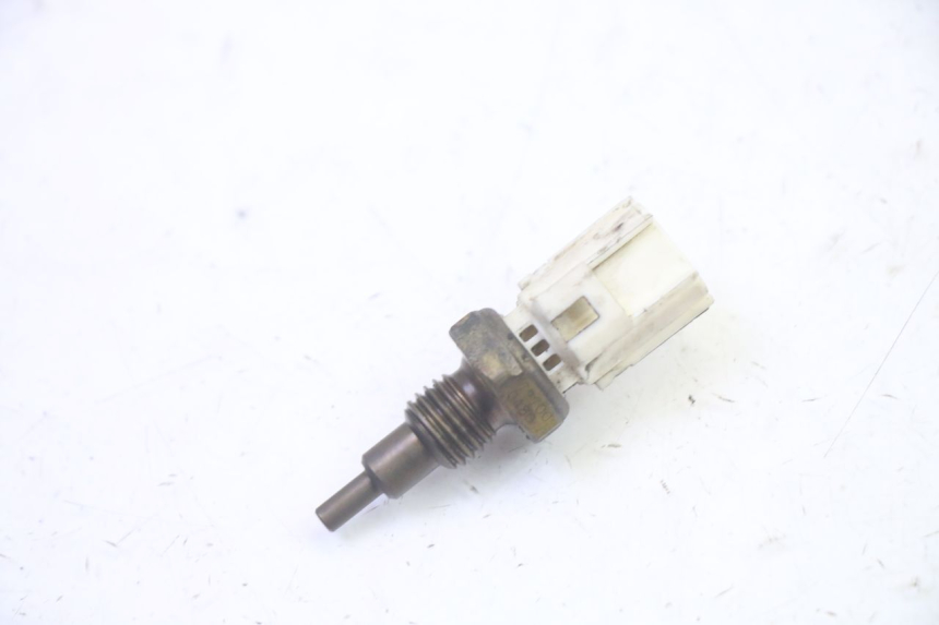 photo de SONDA DE TEMPERATURA DE ÁGUA YAMAHA X-MAX XMAX 125 (2010 - 2013) - Vista principal