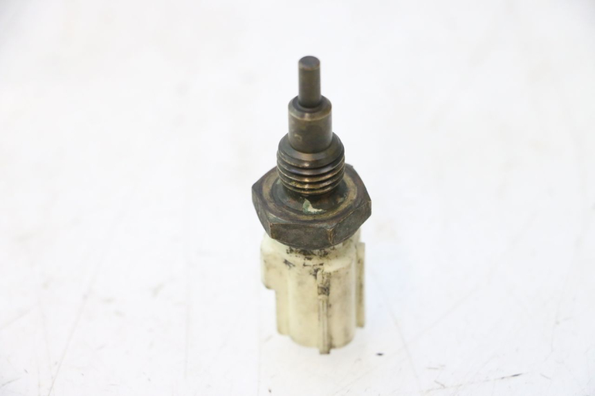 photo de SONDA DE TEMPERATURA DE ÁGUA YAMAHA XMAX X-MAX 125 (2006 - 2009) - Detalhe da peça