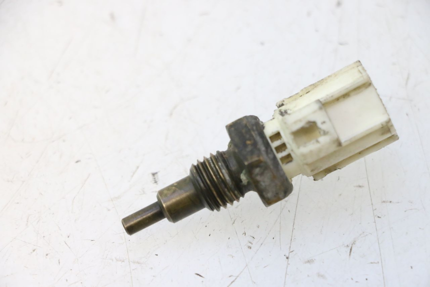 photo de SONDA DE TEMPERATURA DE ÁGUA YAMAHA XMAX X-MAX 125 (2006 - 2009) - Outro ângulo de visão