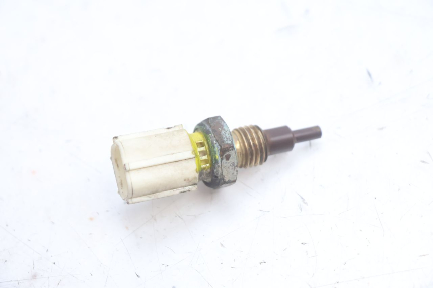 photo de SONDA DE TEMPERATURA DE ÁGUA YAMAHA XMAX X-MAX 125 (2006 - 2009) - Detalhe da peça