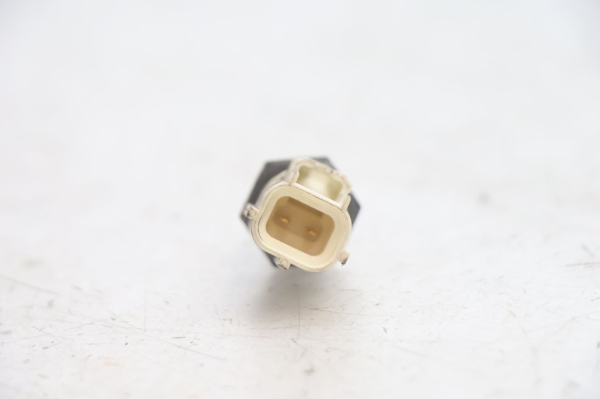 photo de SONDA DE TEMPERATURA DE ÁGUA YAMAHA XMAX X-MAX 125 (2006 - 2009) - Outro ângulo de visão