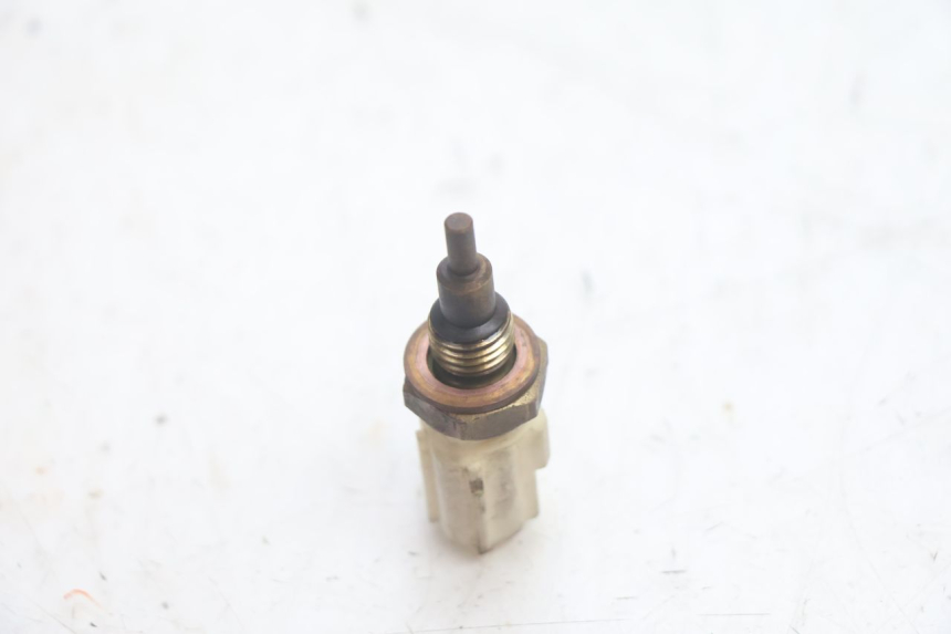 photo de SONDA DE TEMPERATURA DE ÁGUA YAMAHA X-MAX XMAX 125 (2010 - 2013) - Outro ângulo de visão