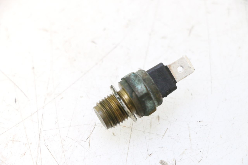photo de SONDA DE TEMPERATURA DE ÁGUA PIAGGIO X9 EVOLUTION 125 (2003 - 2007) - Vista principal