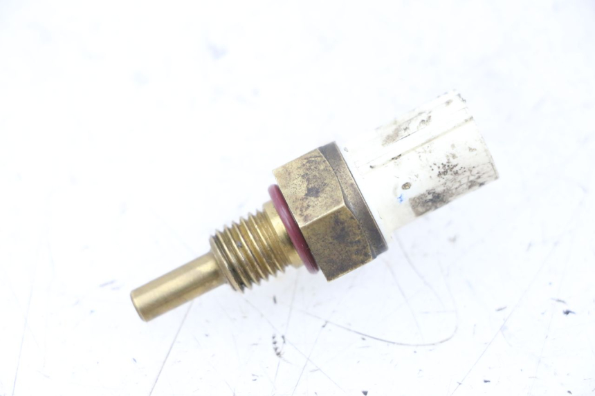 photo de SONDA DE TEMPERATURA DE ÁGUA KYMCO XCITING 250 (2006 - 2009) - Zoom do estado de desgaste