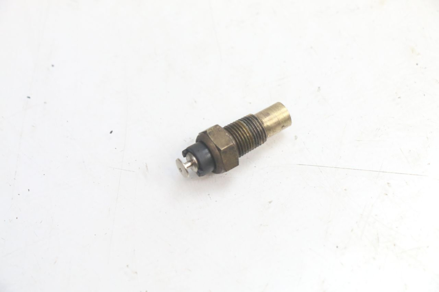 photo de SONDA DE TEMPERATURA DE ÁGUA YAMAHA YP MAJESTY 125 (1998 - 2001) - Detalhe da peça