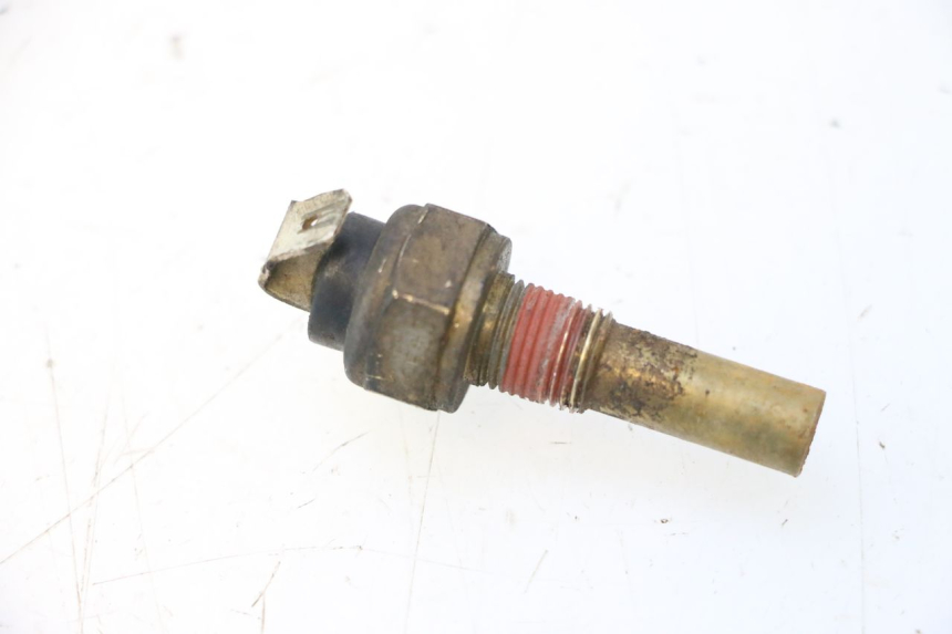 photo de SONDA DE TEMPERATURA DE ÁGUA YAMAHA YP MAJESTY 125 (2007 - 2010) - Detalhe da peça