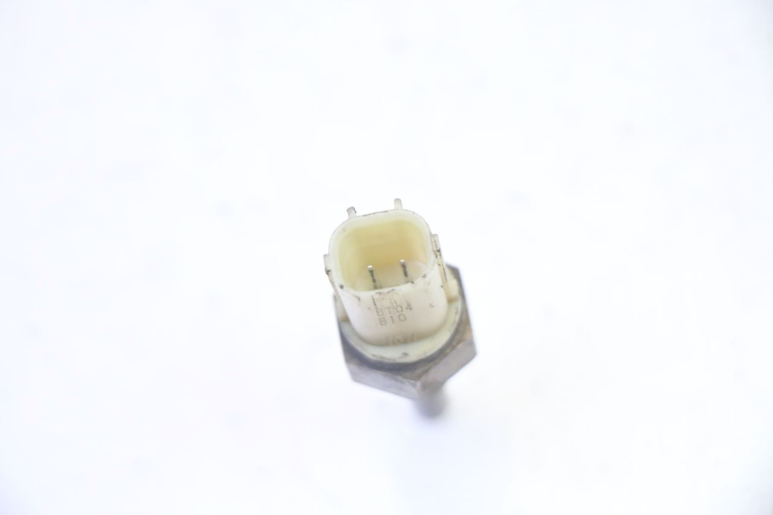 photo de SONDA DE TEMPERATURA DE ÁGUA YAMAHA YZ-F YZF 250 (2014 - 2018) - Outro ângulo de visão