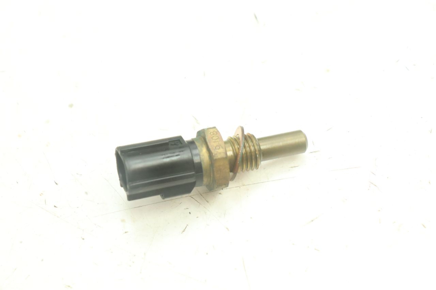 photo de SONDA DE TEMPERATURA DA ÁGUA YAMAHA YZF R6 600 (2008 - 2009) - Detalhe da peça