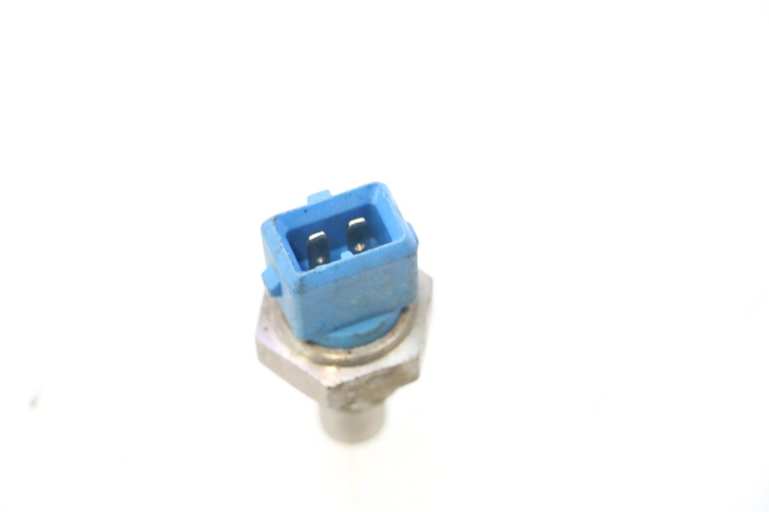 photo de SONDA DE TEMPERATURA DE ÁGUA PIAGGIO ZIP 4T 50 (2018 - 2020) - Zoom do estado de desgaste