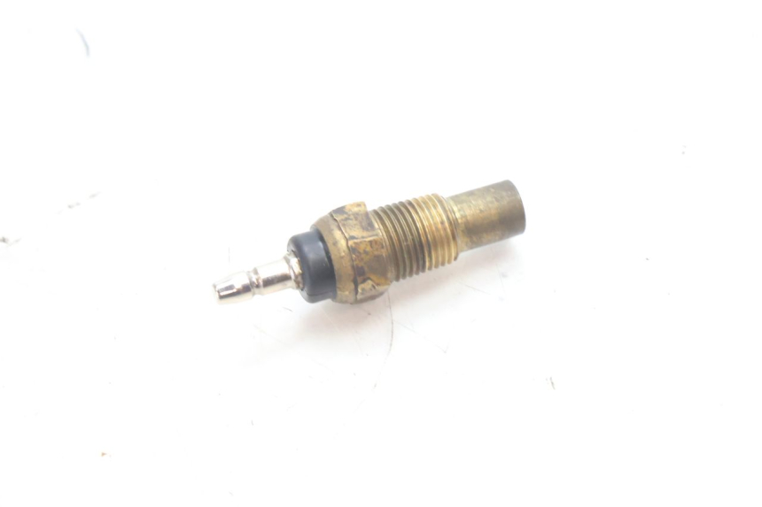 photo de SONDA DE TEMPERATURA DE ÁGUA KAWASAKI ZZR 600 (1995 - 2004) - Zoom do estado de desgaste