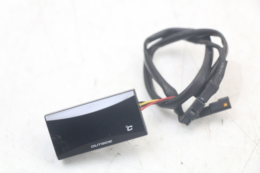 photo de SONDA DE TEMPERATURA EXTERNA QUADRO 3D S 350 (2013 - 2018) - Detalhe da peça