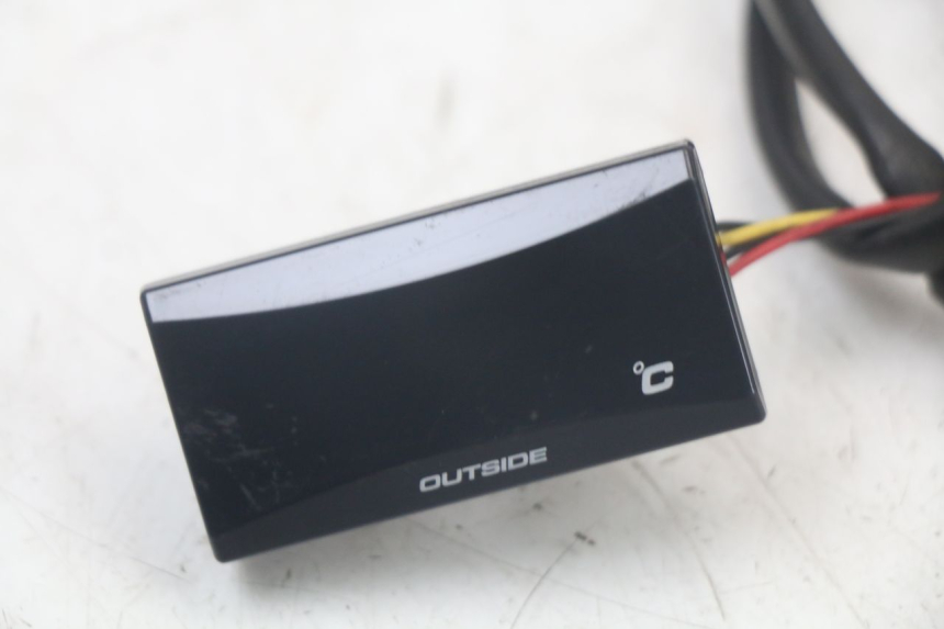 photo de SONDA DE TEMPERATURA EXTERNA QUADRO 3D S 350 (2013 - 2018) - Zoom do estado de desgaste