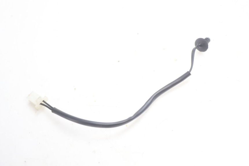 photo de SONDA DE TEMPERATURA EXTERNA PIAGGIO MP3 HPE 530 (2022 - 2026) - Outro ângulo de visão