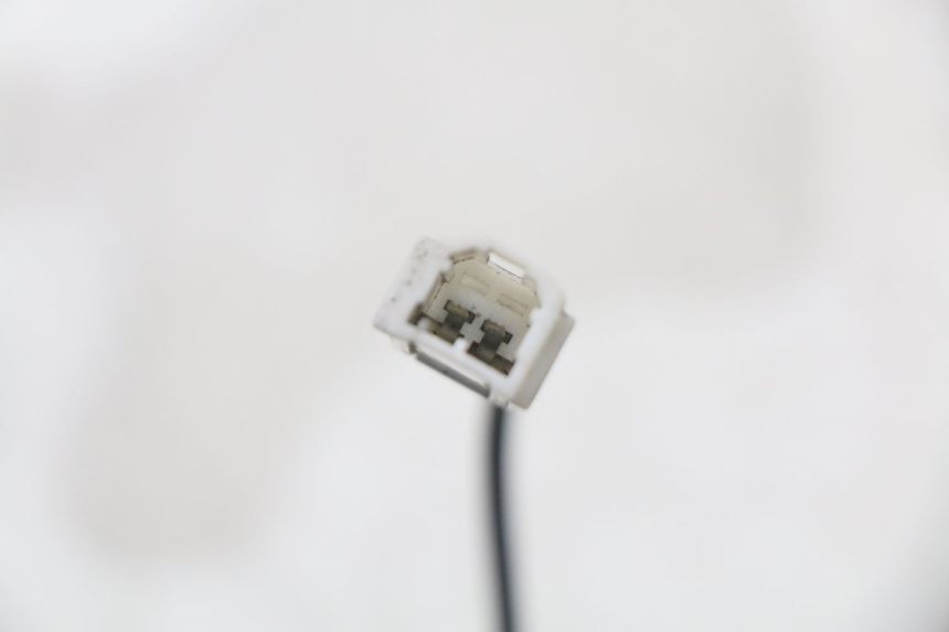 photo de SONDA DE TEMPERATURA EXTERNA PEUGEOT SATELIS 125 (2010 - 2012) - Outro ângulo de visão