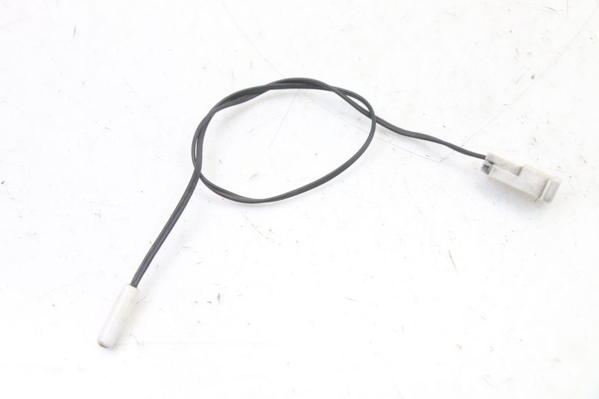 photo de SONDA DE TEMPERATURA EXTERNA PEUGEOT SATELIS 125 (2013 - 2018) - Detalhe da peça