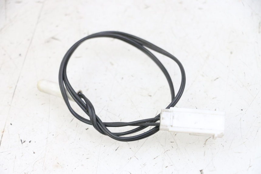 photo de SONDA DE TEMPERATURA EXTERNA PEUGEOT SATELIS 125 (2013 - 2018) - Zoom do estado de desgaste