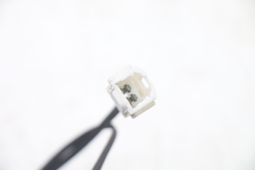 photo de SONDA DE TEMPERATURA EXTERNA PEUGEOT SATELIS COMPRESSOR K15 125 (2006 - 2009) - Outro ângulo de visão