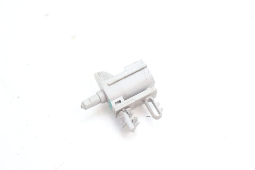 photo de SONDA DE TEMPERATURA EXTERNA HARLEY DAVIDSON ROAD GLIDE FLTRXSE 1920 (2018 - 2022) - Vista principal