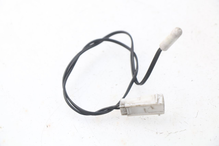 photo de SONDA DE TEMPERATURA EXTERNA PEUGEOT SATELIS 300 (2012 - 2015) - Zoom do estado de desgaste