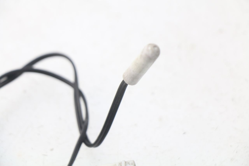 photo de SONDA DE TEMPERATURA EXTERNA PEUGEOT SATELIS 300 (2012 - 2015) - Outro ângulo de visão