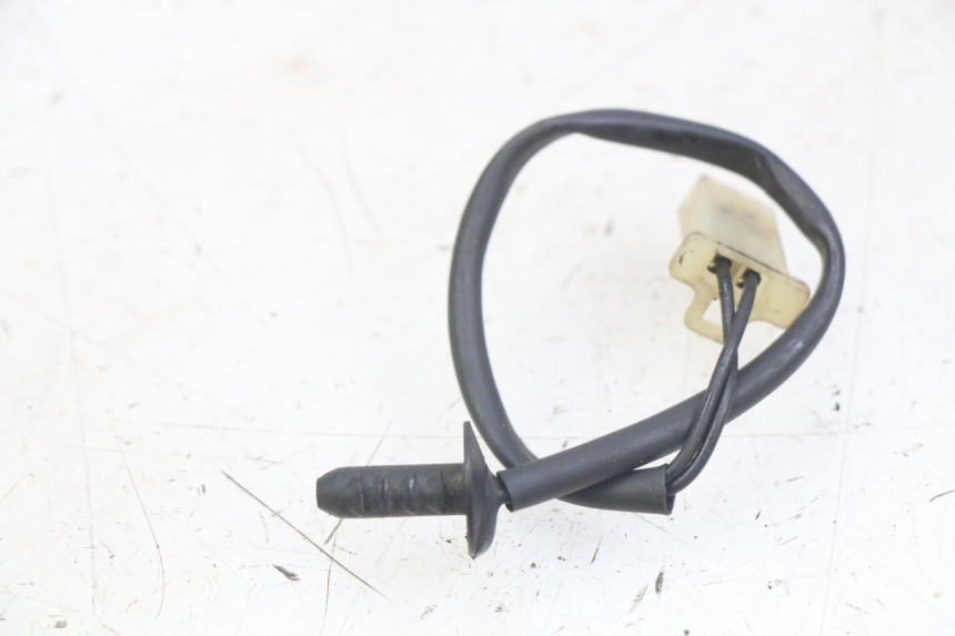photo de SONDA DE TEMPERATURA EXTERNA PIAGGIO X9 125 (2000 - 2003) - Zoom do estado de desgaste