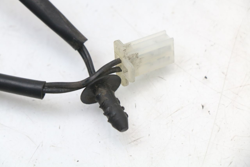 photo de SONDA DE TEMPERATURA EXTERNA PIAGGIO XEVO - X EVO 125 (2007 - 2017) - Zoom do estado de desgaste