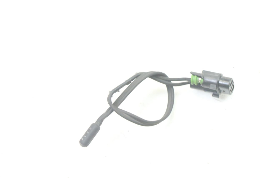 photo de SONDA DE TEMPERATURA EXTERNA YAMAHA YP X-MAX XMAX 400 (2014 - 2017) - Zoom do estado de desgaste