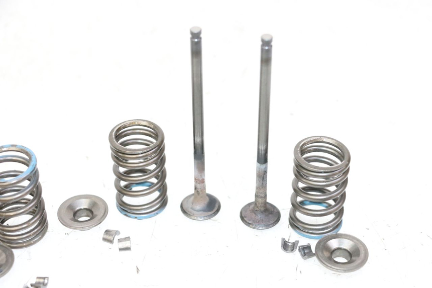 photo de VÁLVULA SUZUKI BURGMAN 125 (2007 - 2014) - Pontos de fixação