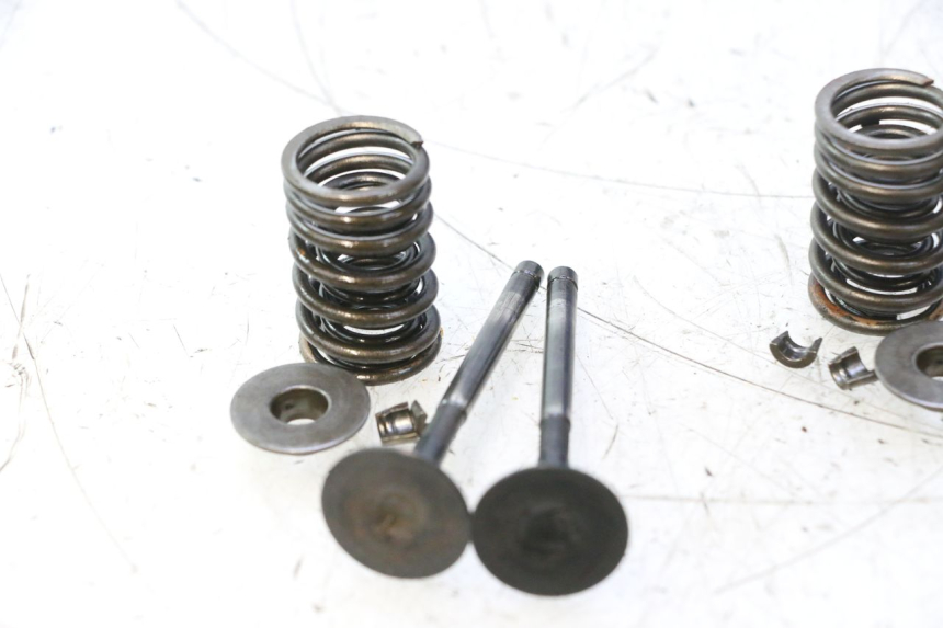photo de VÁLVULA HONDA CB TWO FIFTY 250 (1991 - 2002) - Ampliação técnica