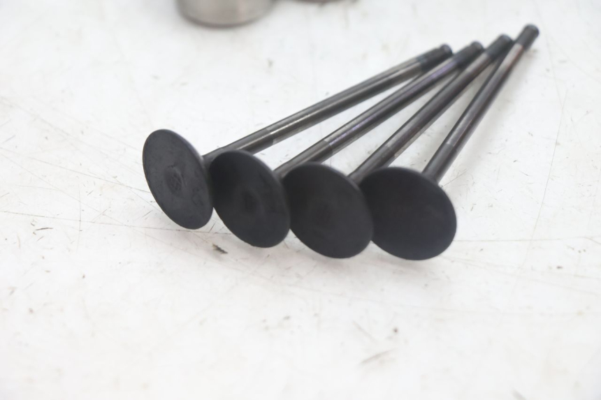 photo de VÁLVULA HONDA FJS SILVER WING SILVERWING 400 (2005 - 2008) - Pontos de fixação